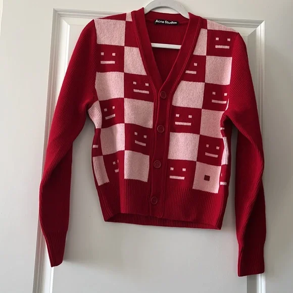 Katlaro Checked Logo-Intarsia Wool Cardigan - Picture 2 of 7